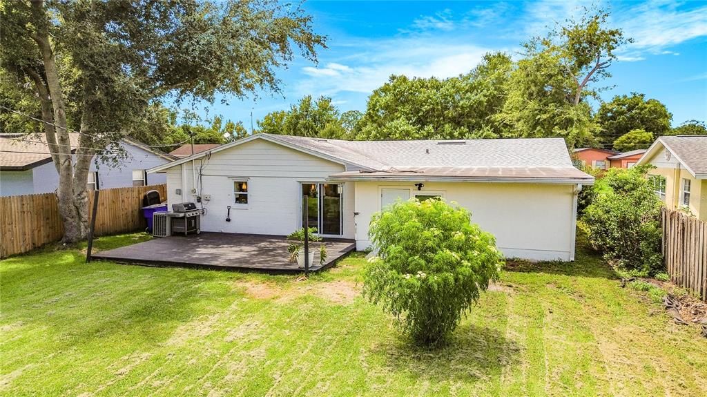 En Venta: $305,000 (3 camas, 2 baños, 1212 Pies cuadrados)
