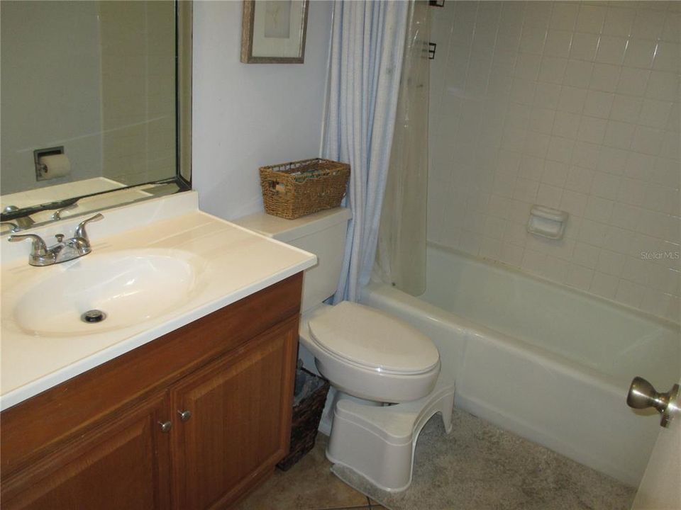 For Sale: $175,000 (1 beds, 1 baths, 590 Square Feet)
