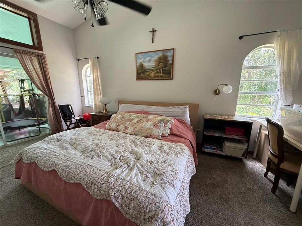 На продажу: $389,900 (3 спален, 2 ванн, 2169 Квадратных фут)