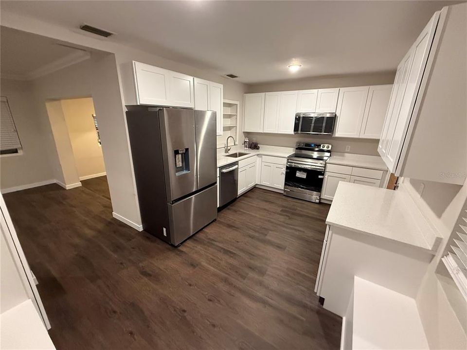 En Renta: $2,995 (3 camas, 2 baños, 1404 Pies cuadrados)