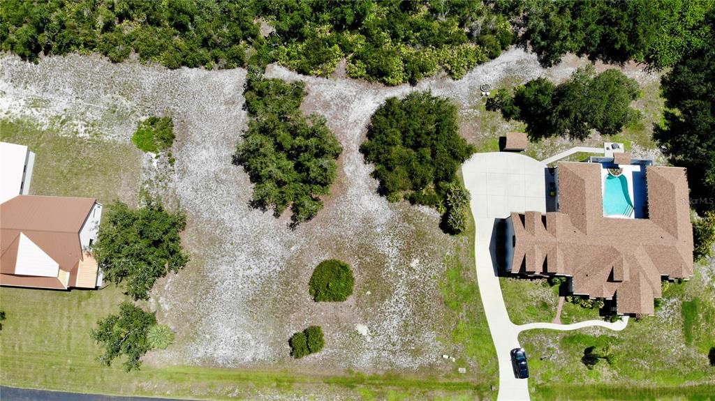 На продажу: $124,900 (1.02 acres)