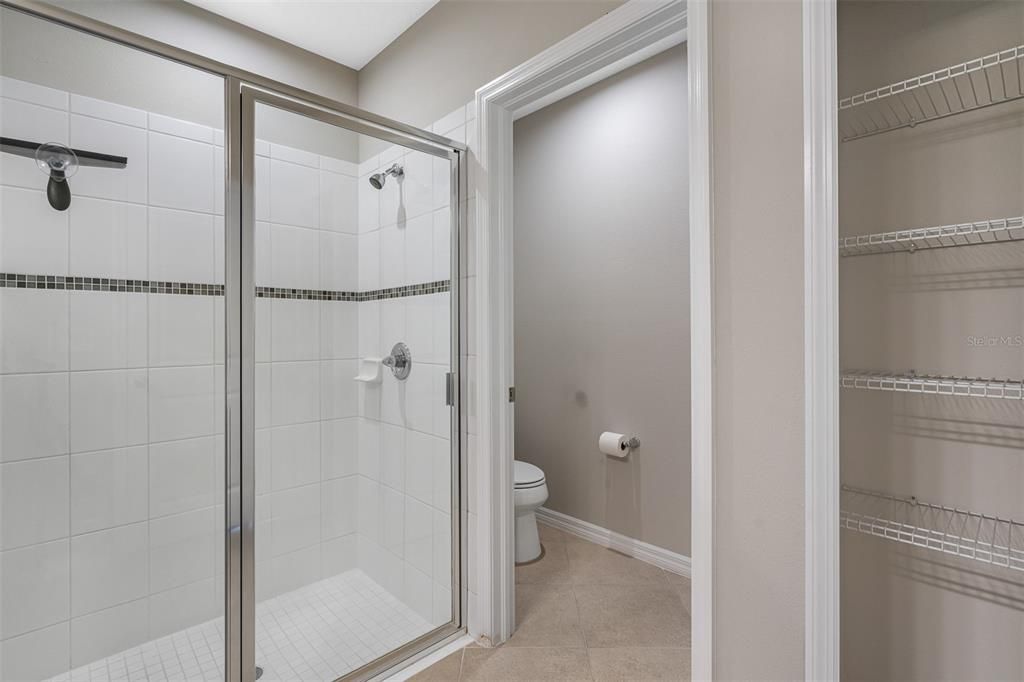 For Rent: $3,795 (4 beds, 2 baths, 1818 Square Feet)