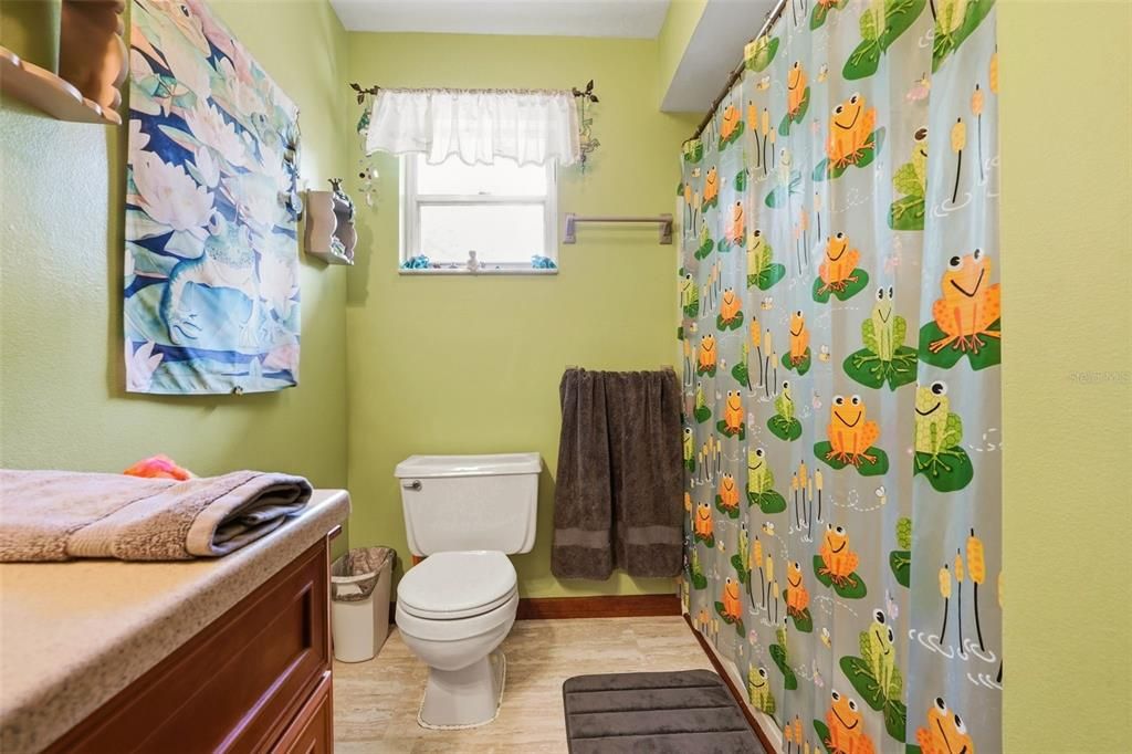 На продажу: $550,000 (3 спален, 2 ванн, 1728 Квадратных фут)