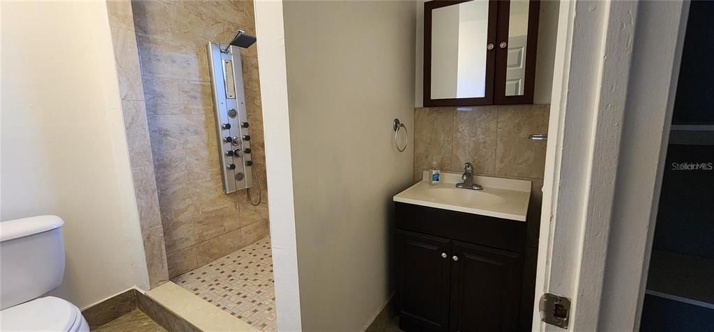 В аренду: $2,085 (3 спален, 2 ванн, 1478 Квадратных фут)