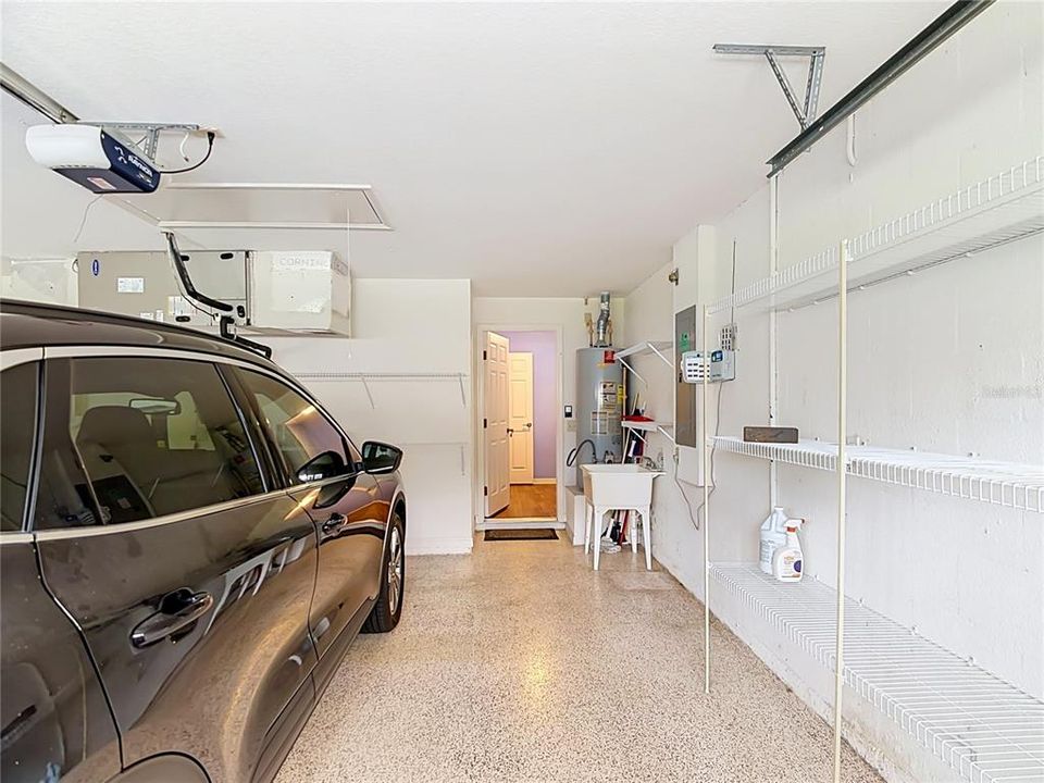 На продажу: $285,000 (3 спален, 3 ванн, 1718 Квадратных фут)