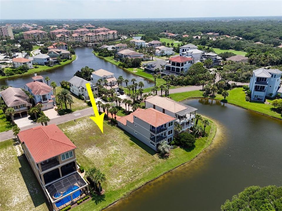 На продажу: $299,000 (0.15 acres)