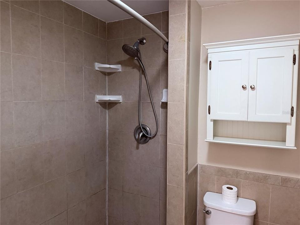Activo con contrato: $125,000 (2 camas, 1 baños, 750 Pies cuadrados)
