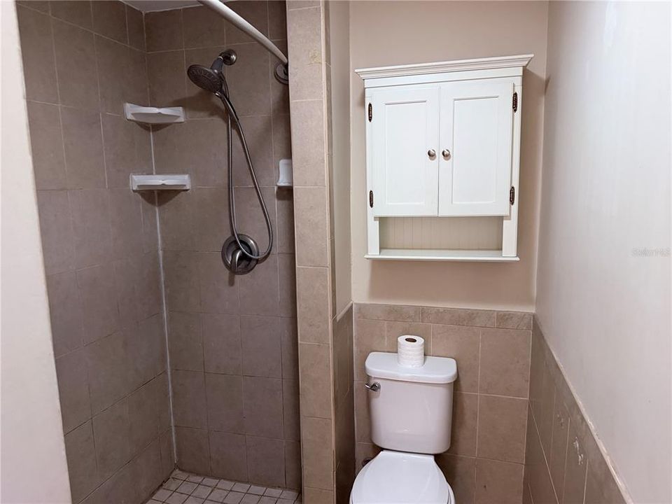 Activo con contrato: $125,000 (2 camas, 1 baños, 750 Pies cuadrados)