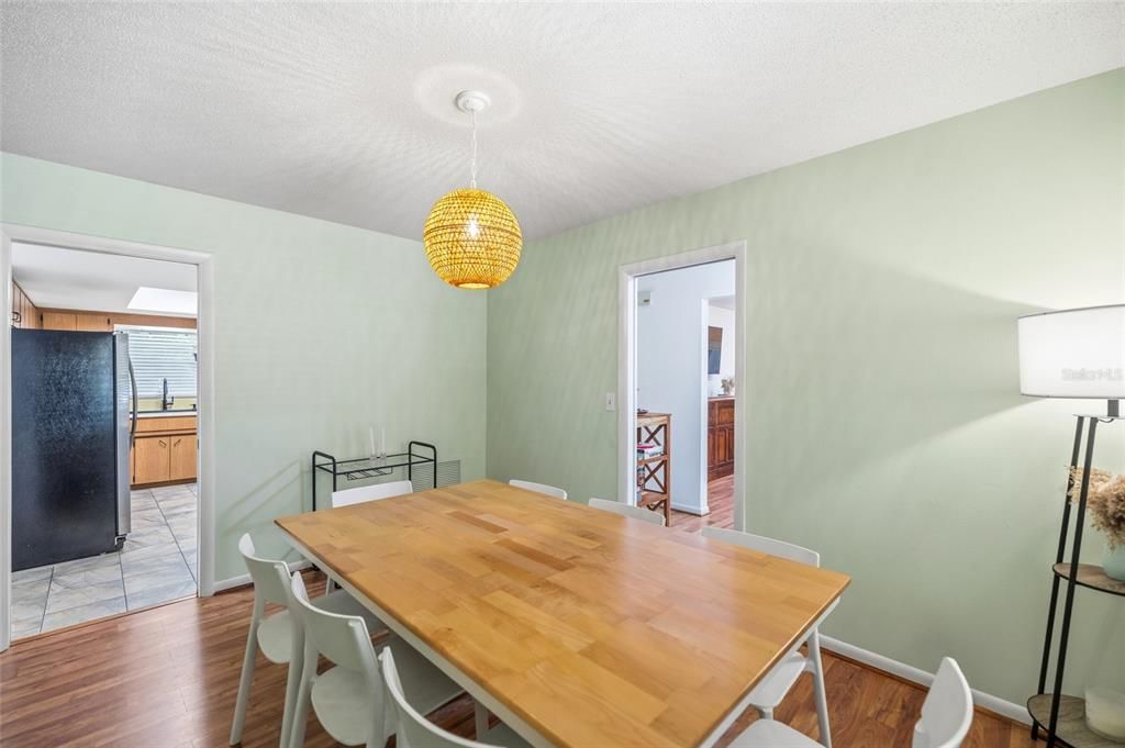 На продажу: $459,000 (3 спален, 2 ванн, 1858 Квадратных фут)