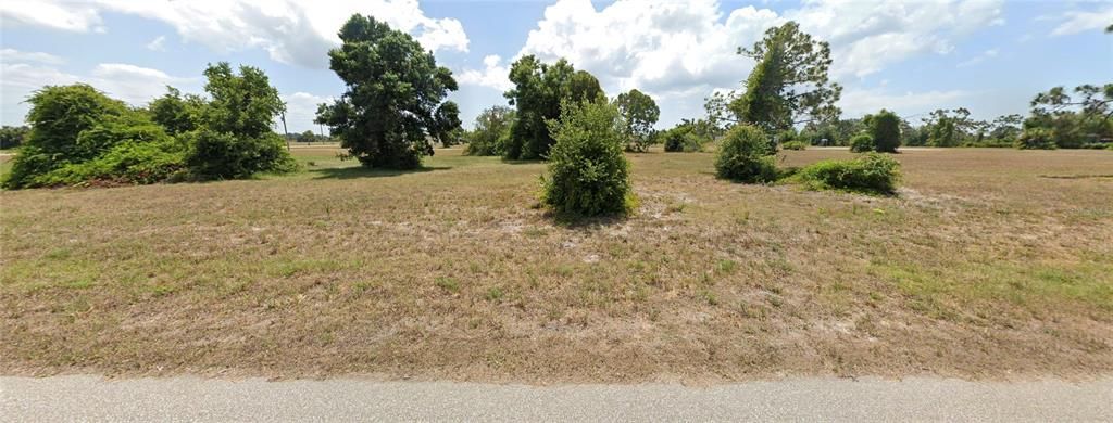 待售: $47,000 (0.17 acres)