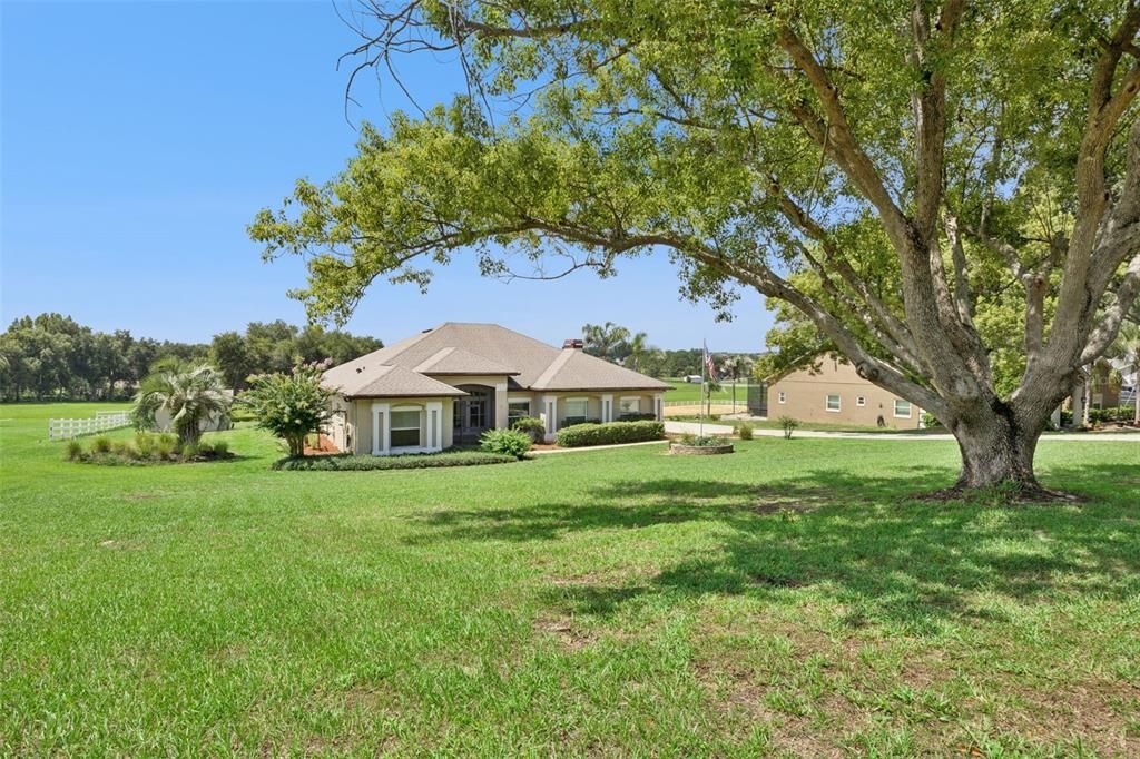 En Venta: $749,900 (3 camas, 2 baños, 2003 Pies cuadrados)