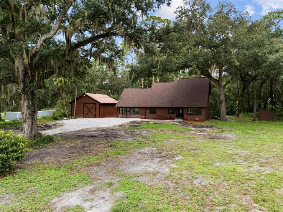 En Venta: $549,999 (5 camas, 2 baños, 2444 Pies cuadrados)