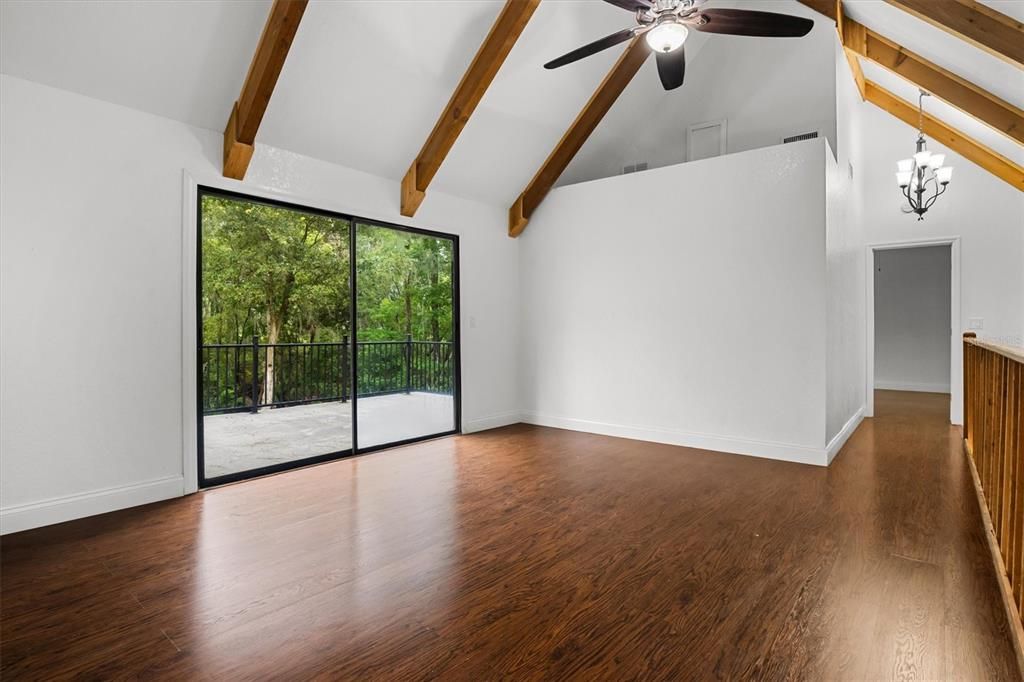 En Venta: $549,999 (5 camas, 2 baños, 2444 Pies cuadrados)
