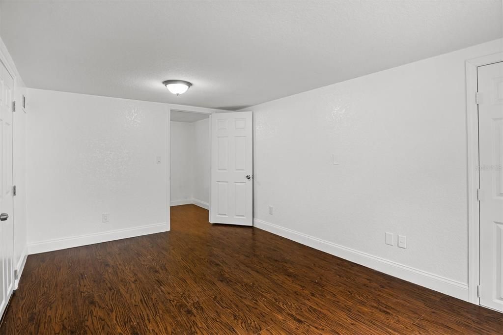 En Venta: $549,999 (5 camas, 2 baños, 2444 Pies cuadrados)