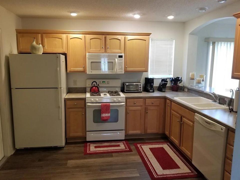 В аренду: $2,750 (2 спален, 2 ванн, 1200 Квадратных фут)