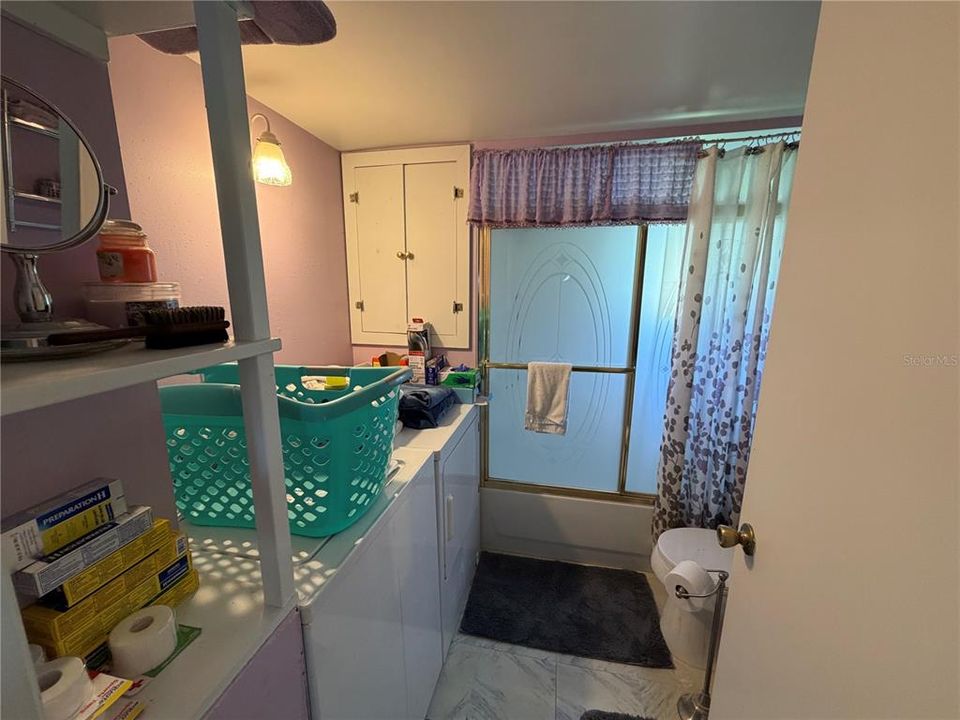 На продажу: $89,900 (2 спален, 2 ванн, 1032 Квадратных фут)