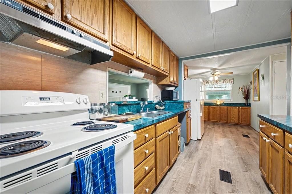 En Venta: $227,000 (2 camas, 2 baños, 1536 Pies cuadrados)