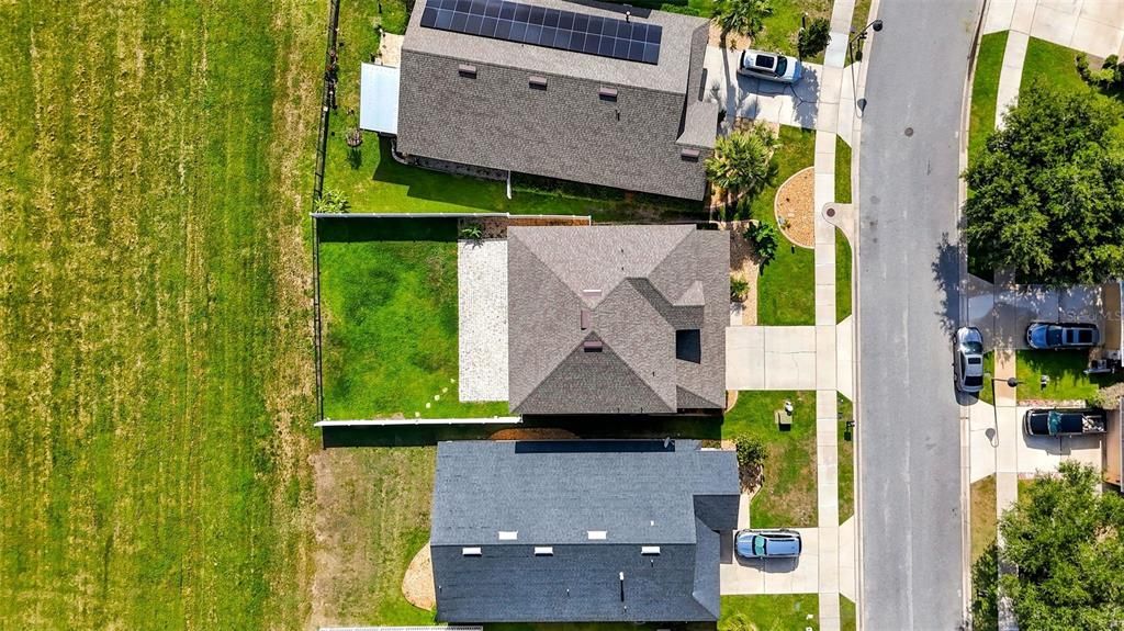 For Sale: $489,000 (4 beds, 2 baths, 2585 Square Feet)