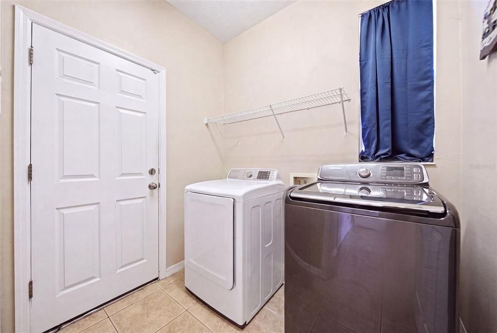 For Sale: $489,000 (4 beds, 2 baths, 2585 Square Feet)