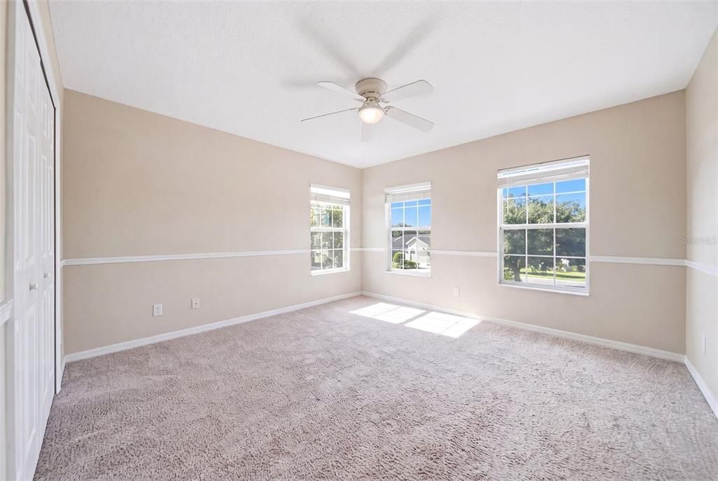 For Sale: $489,000 (4 beds, 2 baths, 2585 Square Feet)