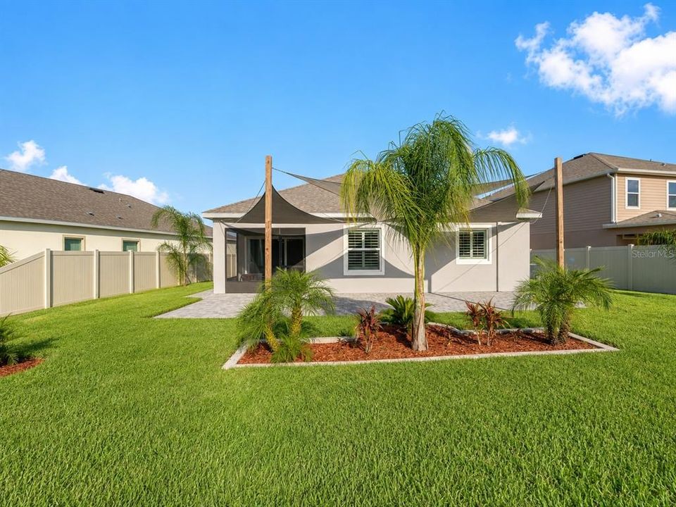 For Rent: $2,950 (3 beds, 2 baths, 1998 Square Feet)