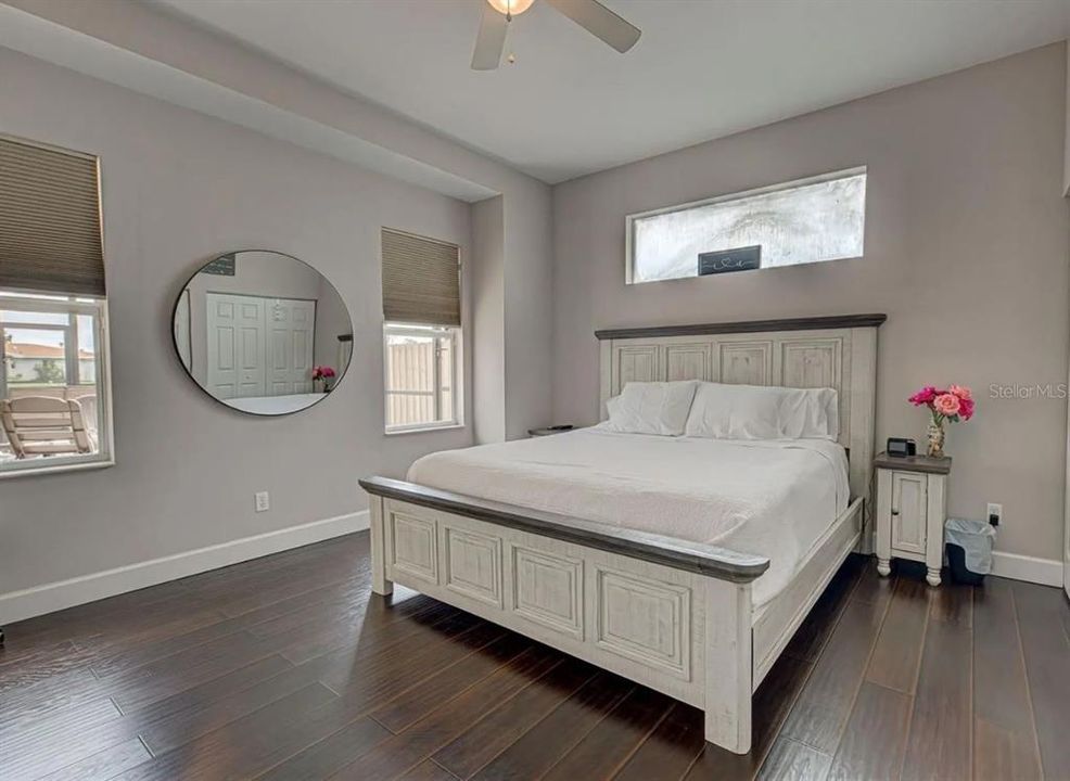Activo con contrato: $469,000 (3 camas, 2 baños, 1771 Pies cuadrados)