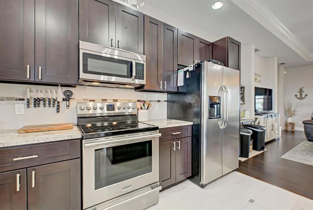 Activo con contrato: $469,000 (3 camas, 2 baños, 1771 Pies cuadrados)
