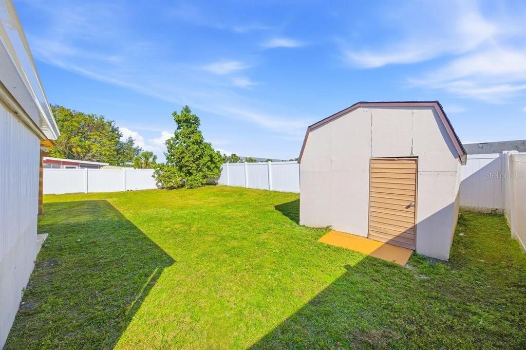 В аренду: $3,100 (4 спален, 3 ванн, 1408 Квадратных фут)