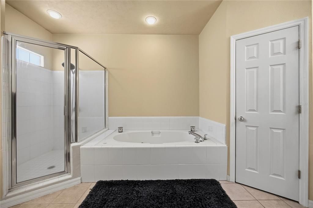 For Sale: $329,900 (3 beds, 2 baths, 1536 Square Feet)