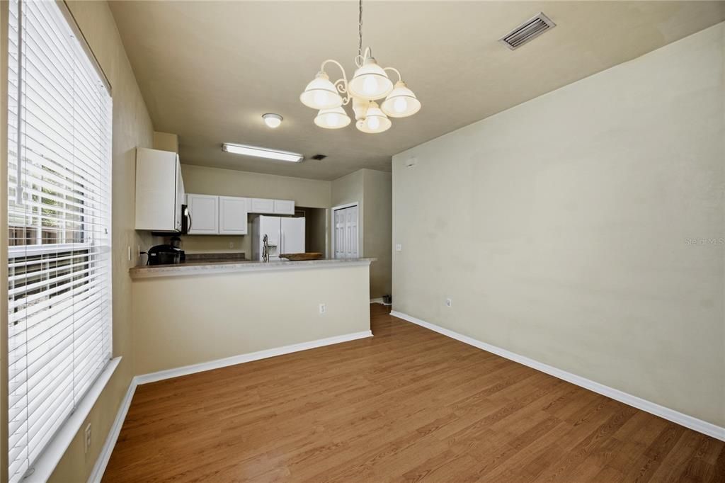 For Sale: $329,900 (3 beds, 2 baths, 1536 Square Feet)