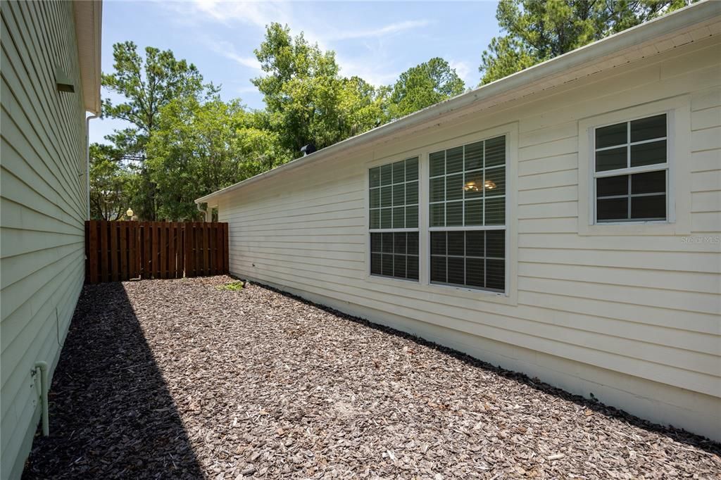 For Sale: $329,900 (3 beds, 2 baths, 1536 Square Feet)
