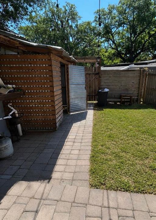 На продажу: $299,000 (3 спален, 2 ванн, 1116 Квадратных фут)