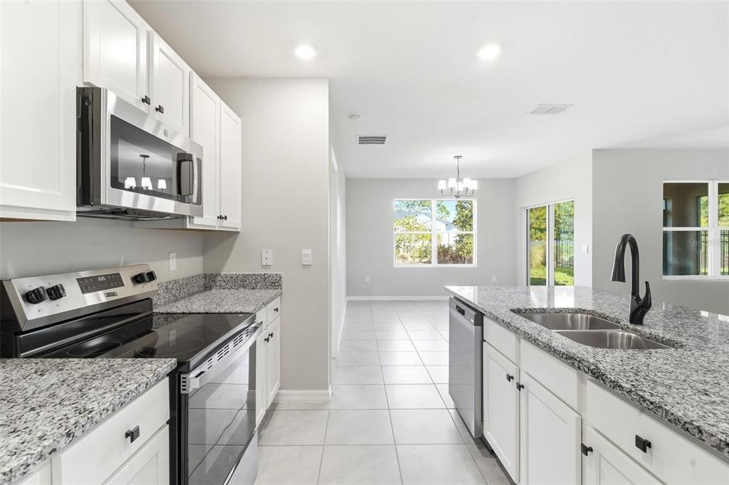 En Venta: $400,000 (3 camas, 2 baños, 1706 Pies cuadrados)