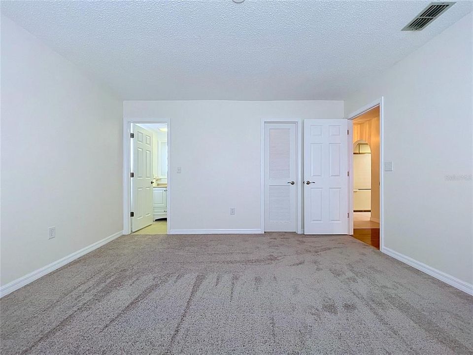 En Venta: $235,000 (2 camas, 2 baños, 1106 Pies cuadrados)