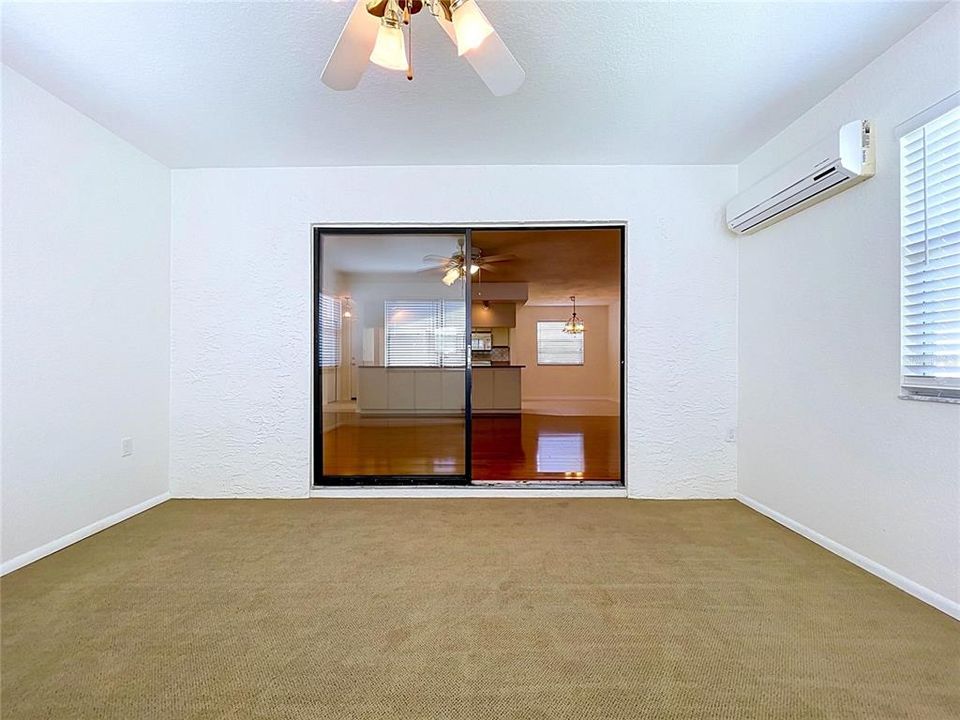 En Venta: $235,000 (2 camas, 2 baños, 1106 Pies cuadrados)