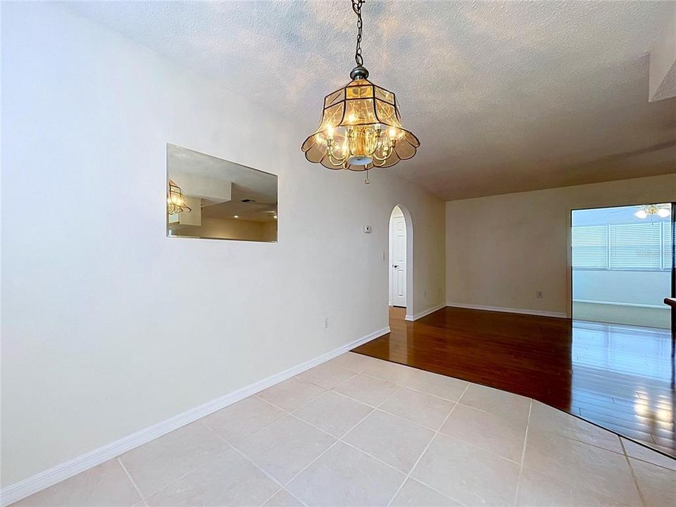 En Venta: $235,000 (2 camas, 2 baños, 1106 Pies cuadrados)