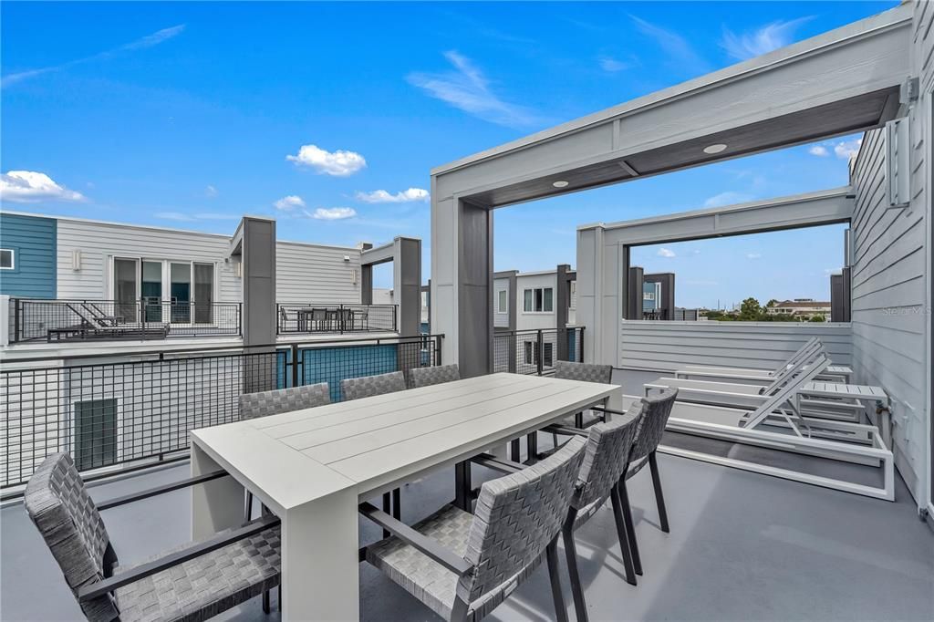 En Venta: $499,000 (5 camas, 4 baños, 2703 Pies cuadrados)