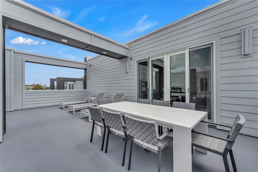 En Venta: $499,000 (5 camas, 4 baños, 2703 Pies cuadrados)