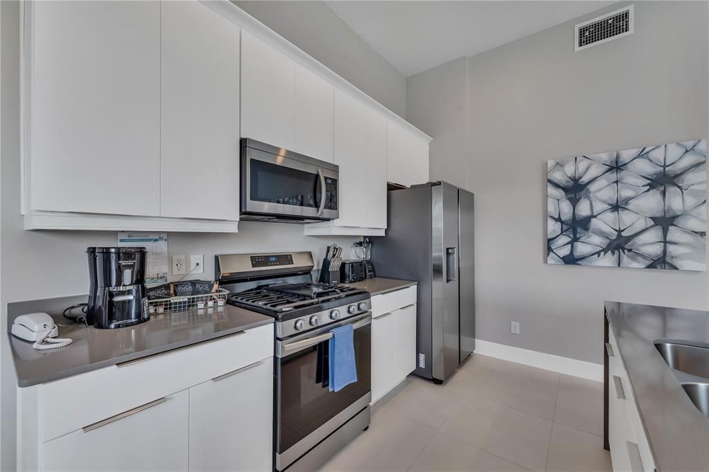 En Venta: $499,000 (5 camas, 4 baños, 2703 Pies cuadrados)
