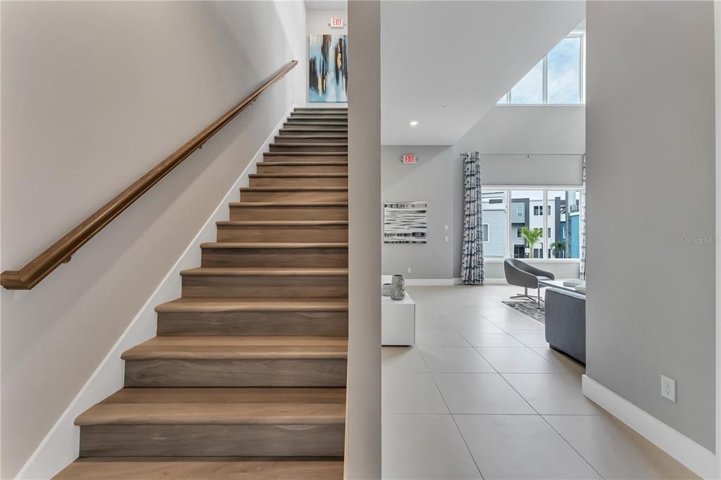 En Venta: $499,000 (5 camas, 4 baños, 2703 Pies cuadrados)
