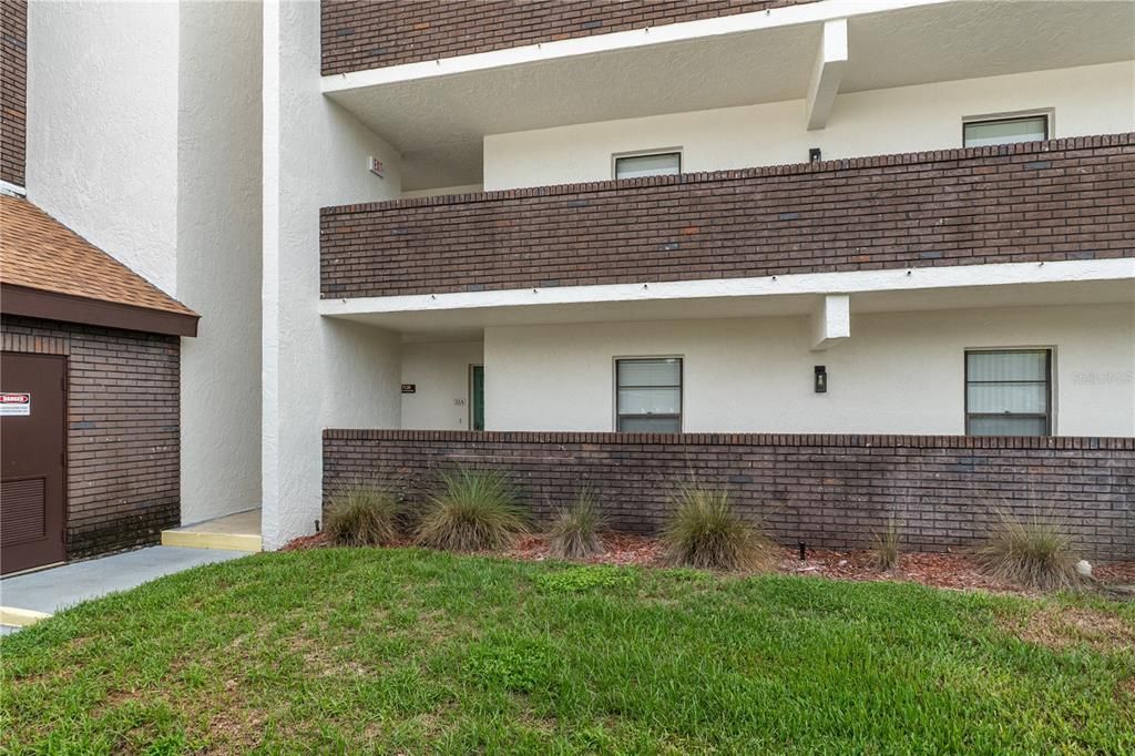 For Sale: $178,000 (2 beds, 2 baths, 1643 Square Feet)