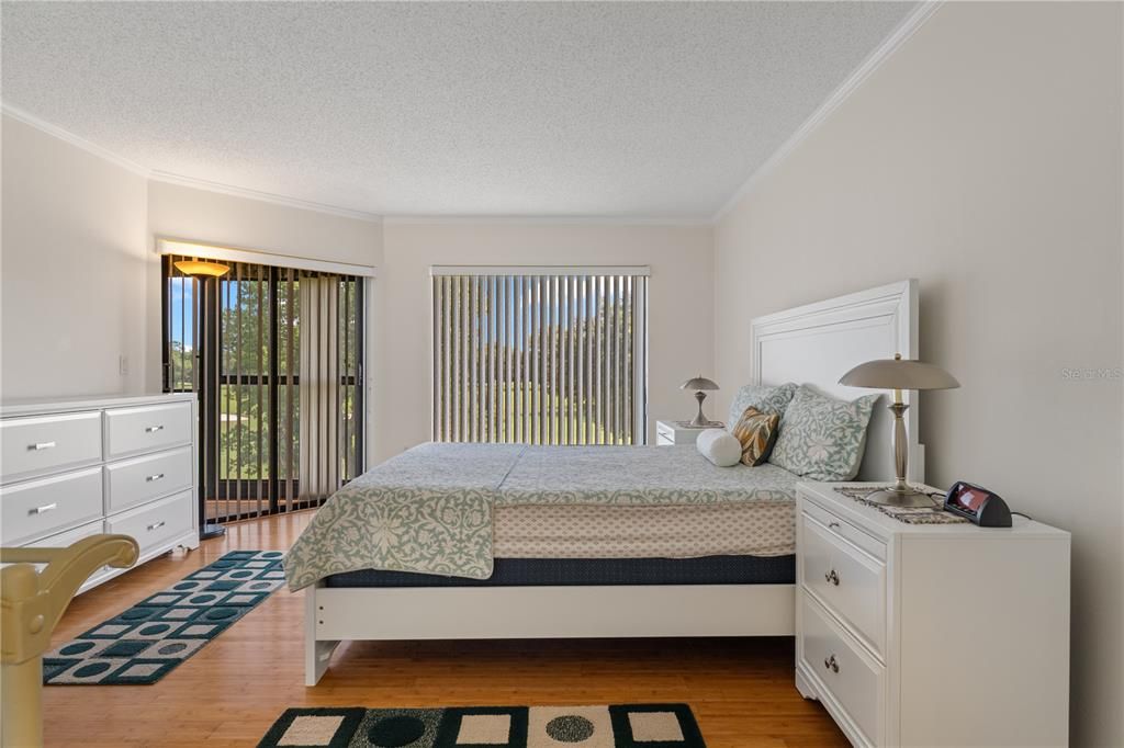 For Sale: $178,000 (2 beds, 2 baths, 1643 Square Feet)