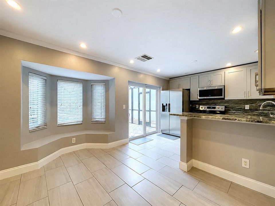 En Venta: $367,500 (4 camas, 2 baños, 1494 Pies cuadrados)