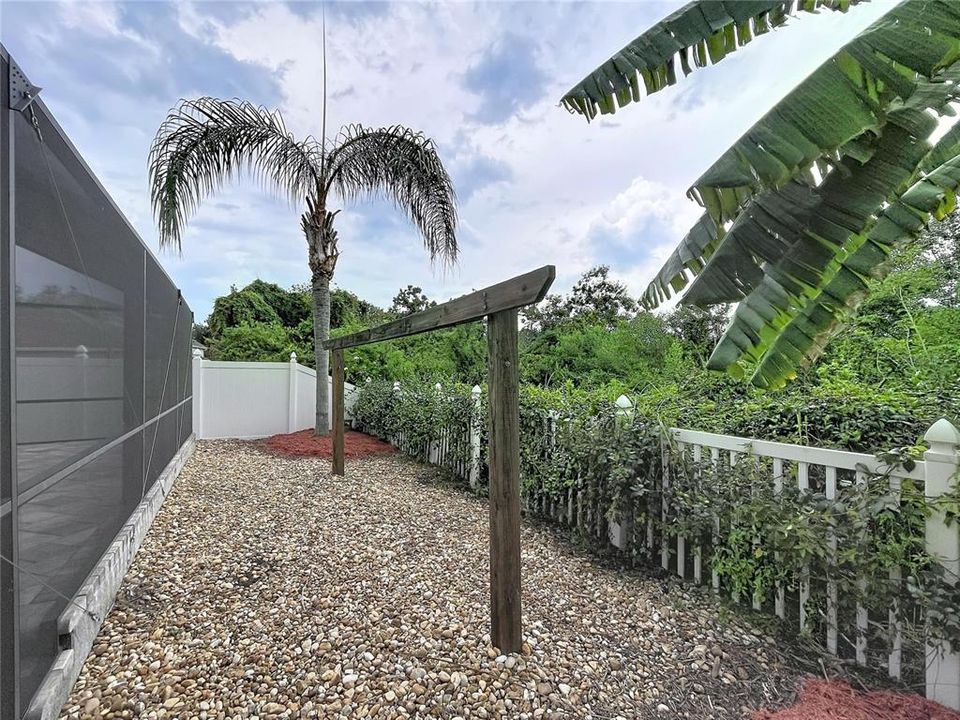 En Venta: $367,500 (4 camas, 2 baños, 1494 Pies cuadrados)