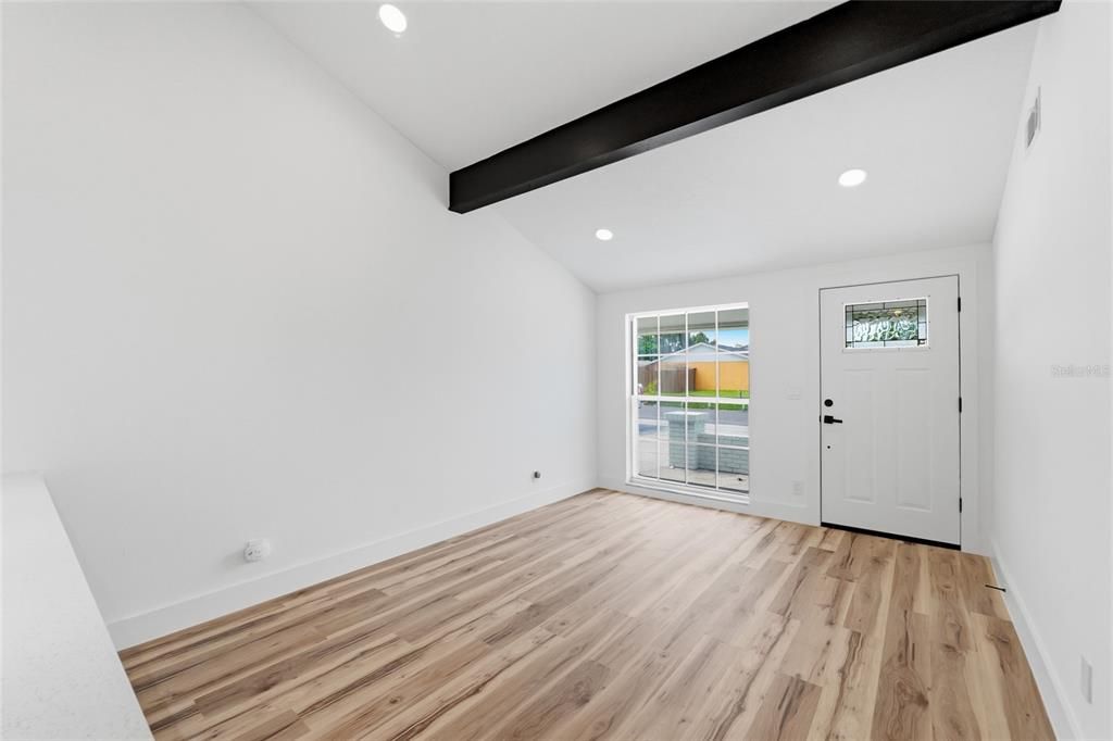 En Venta: $315,000 (2 camas, 2 baños, 928 Pies cuadrados)