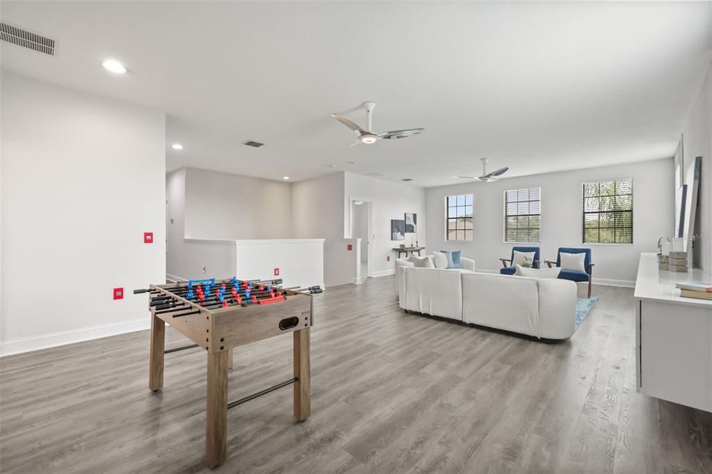 En Venta: $1,100,000 (5 camas, 4 baños, 4947 Pies cuadrados)
