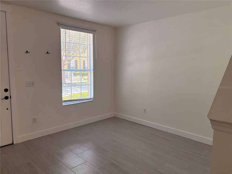 В аренду: $2,200 (2 спален, 2 ванн, 1343 Квадратных фут)