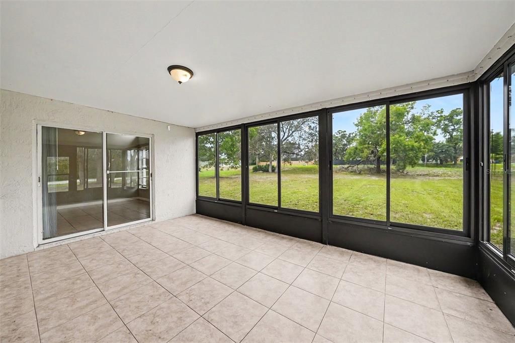 En Venta: $304,900 (3 camas, 2 baños, 1625 Pies cuadrados)