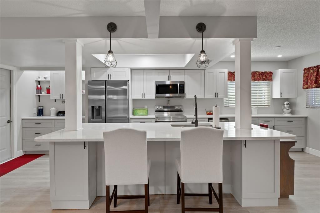 Activo con contrato: $325,900 (2 camas, 2 baños, 1674 Pies cuadrados)
