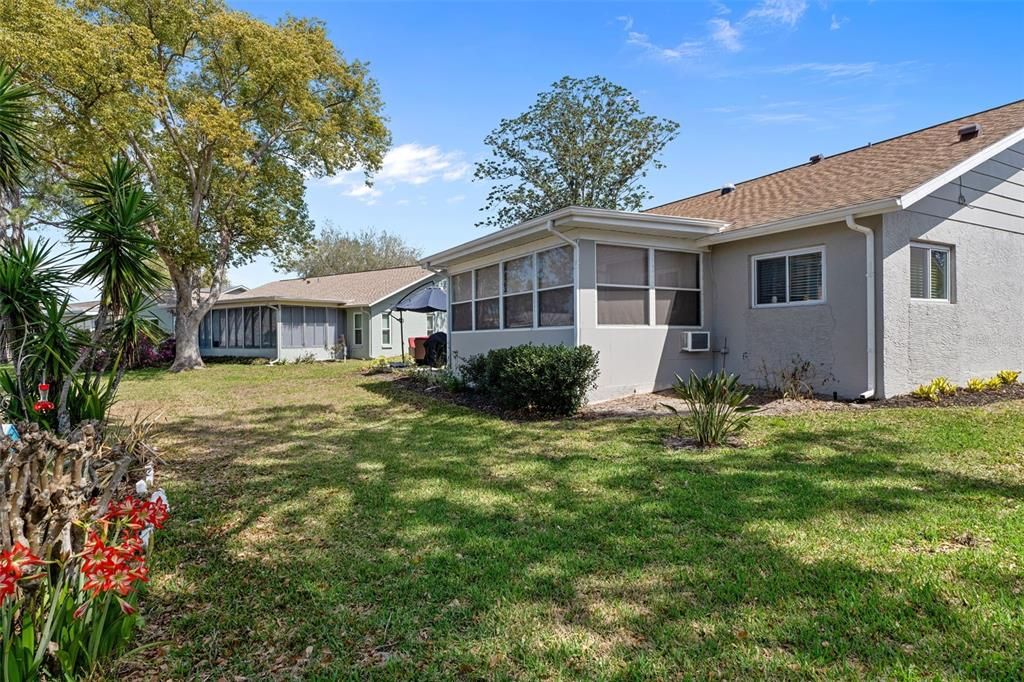 Activo con contrato: $325,900 (2 camas, 2 baños, 1674 Pies cuadrados)